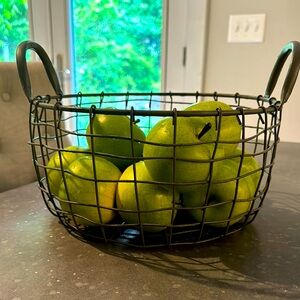 Black Wire Fruit Basket